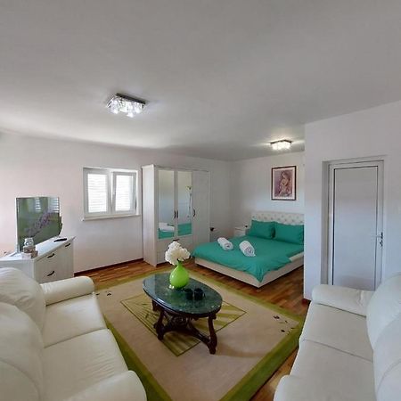 Apartment Andric 2 Trebinje Exterior photo